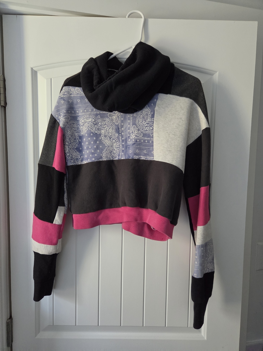 Colorblock Paisley Reworked Set - Picture 2 of 16